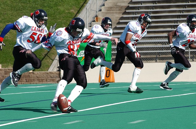 俯身打地 俯身打地